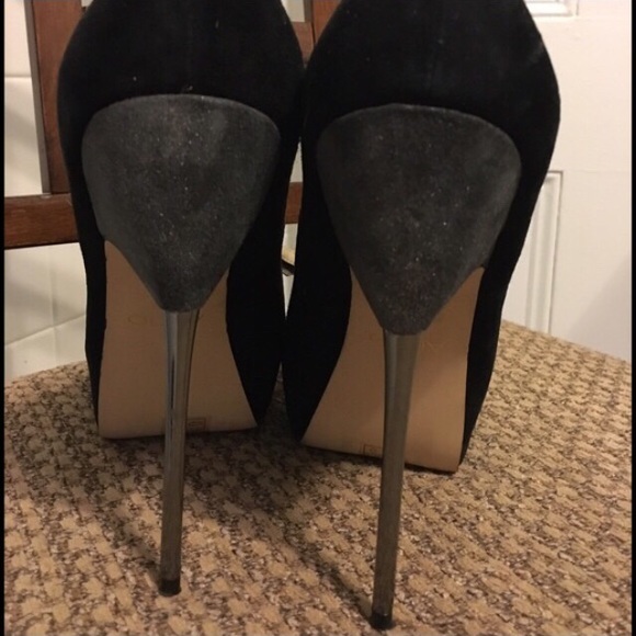 Black Faux suede platform stiletto heels - Picture 6 of 6